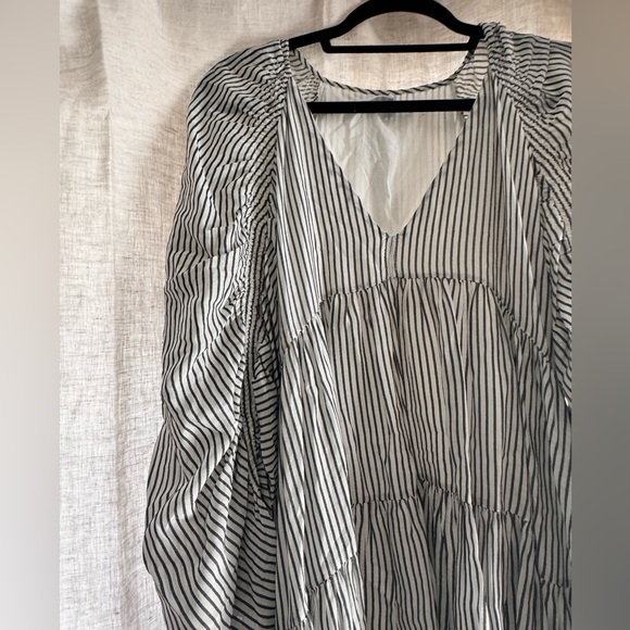 FRAME black and white striped dress, size medium - Picture 2 of 4